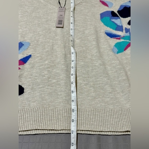 NIC+ZOE Cream V-Neck Sweater with Multicolor Floral Accents - Picture 6 of 9
